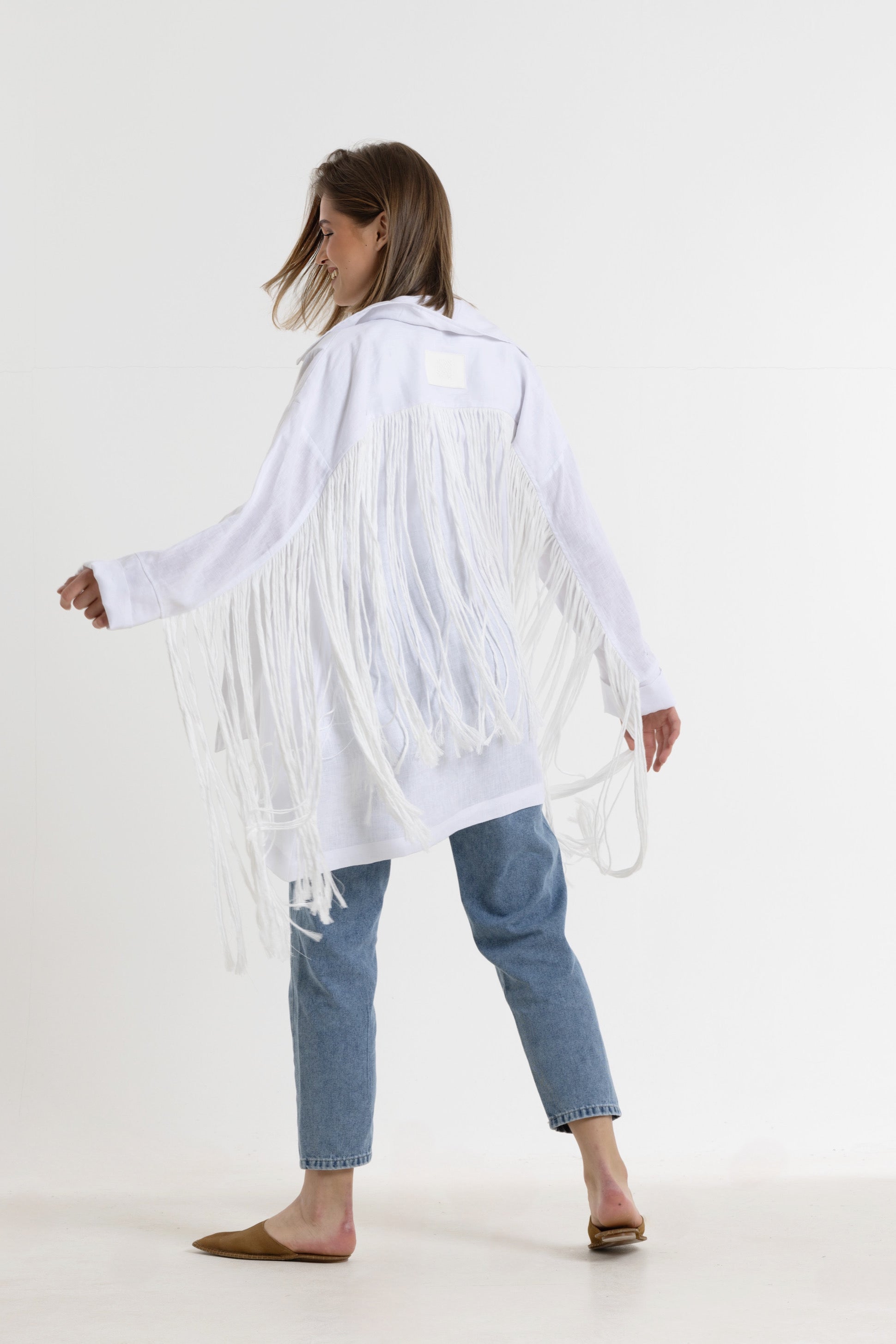 Oversize Back Fringes Linen Blazer In White
