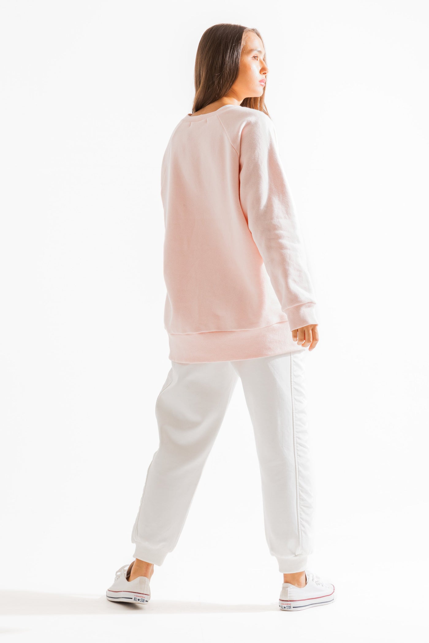 Logo Pocket Sweatshirt In Pink