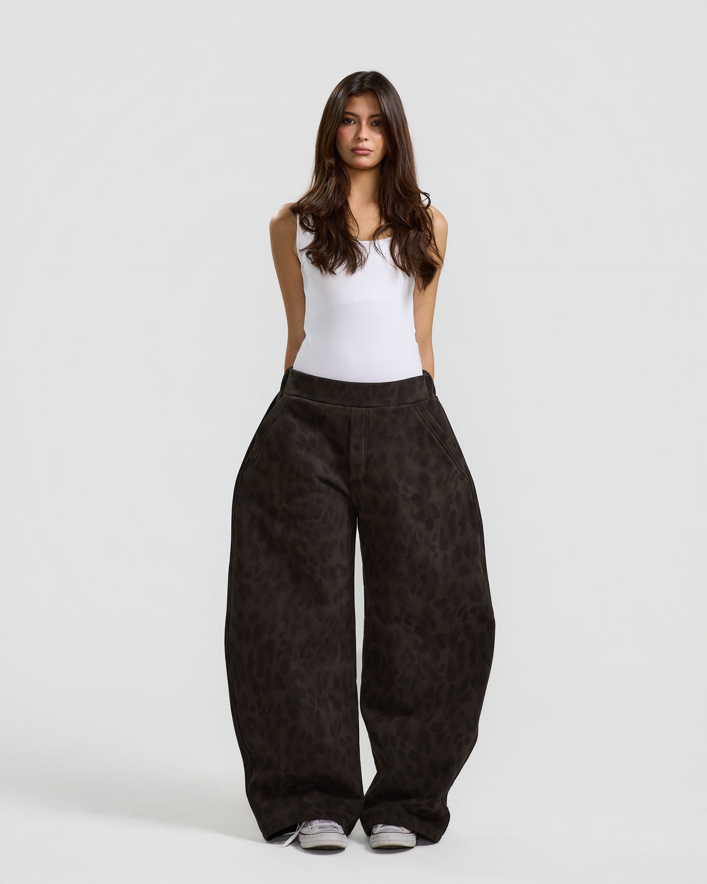 Leopard Barrel Jogger In Grey