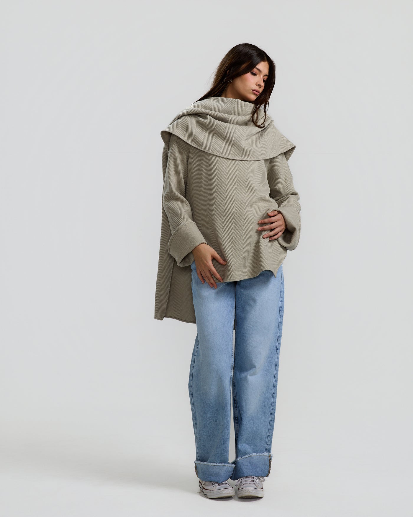 Maxi Collar Pullover in Greige