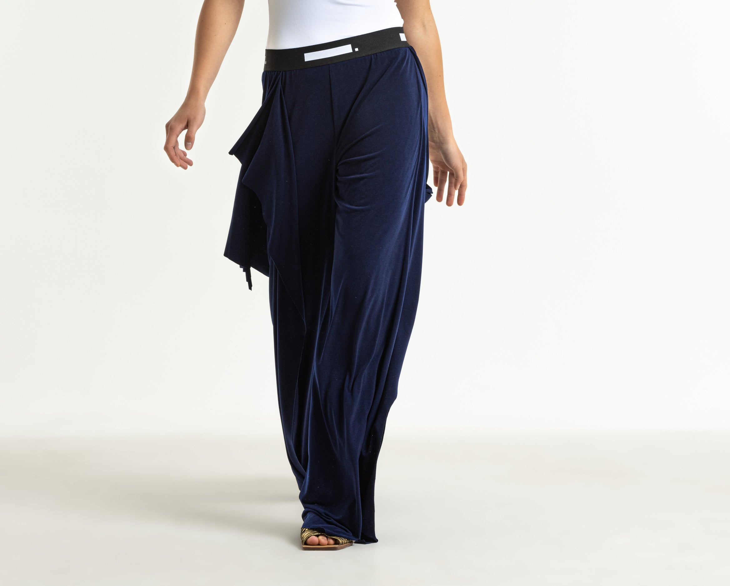 Extra Fabric Lycra Pants In Navy