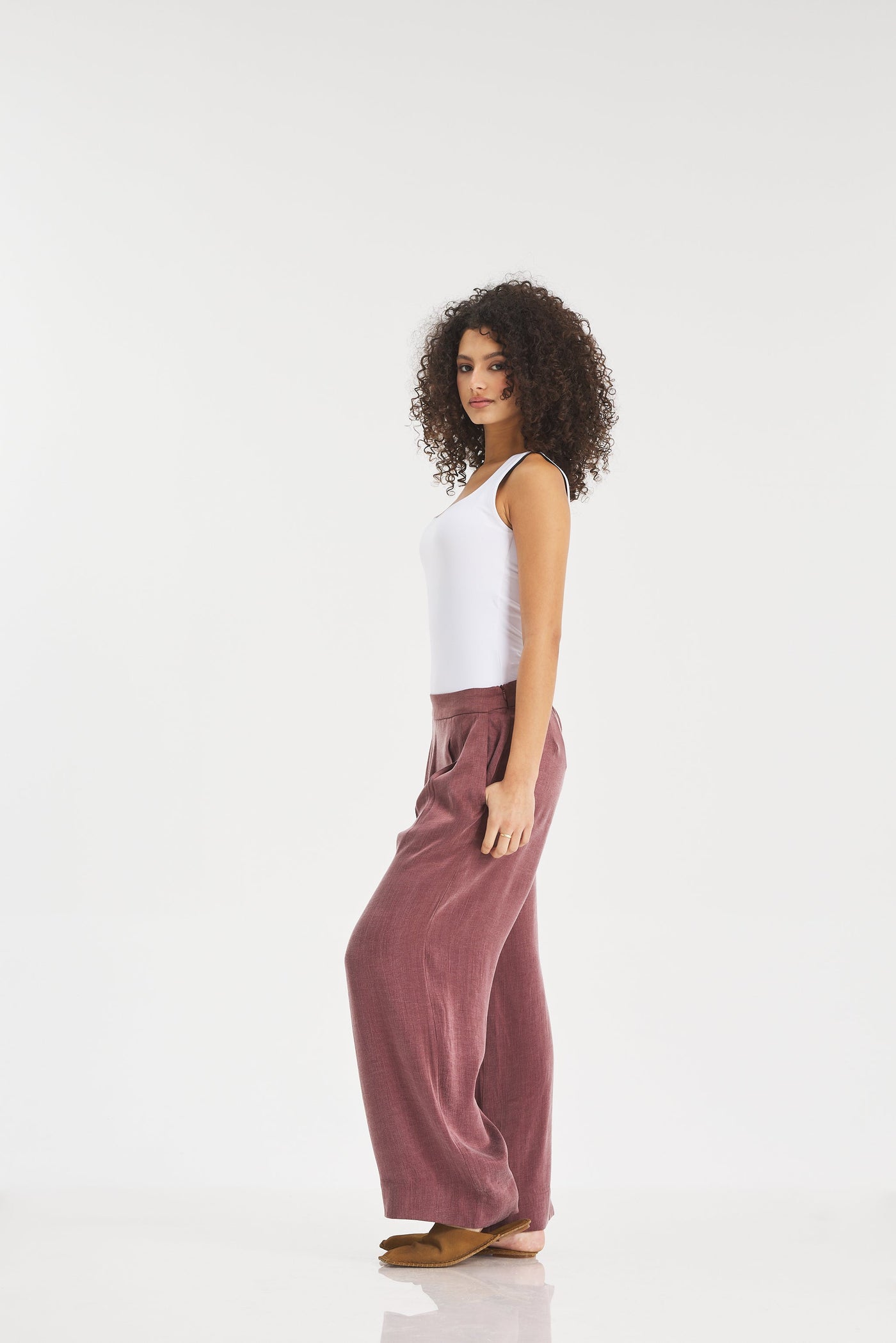 Silk Low Crotch Wide Leg Pants In Brik