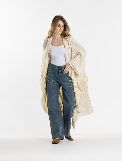 Midi Pleated Oversize Kimono In Off White