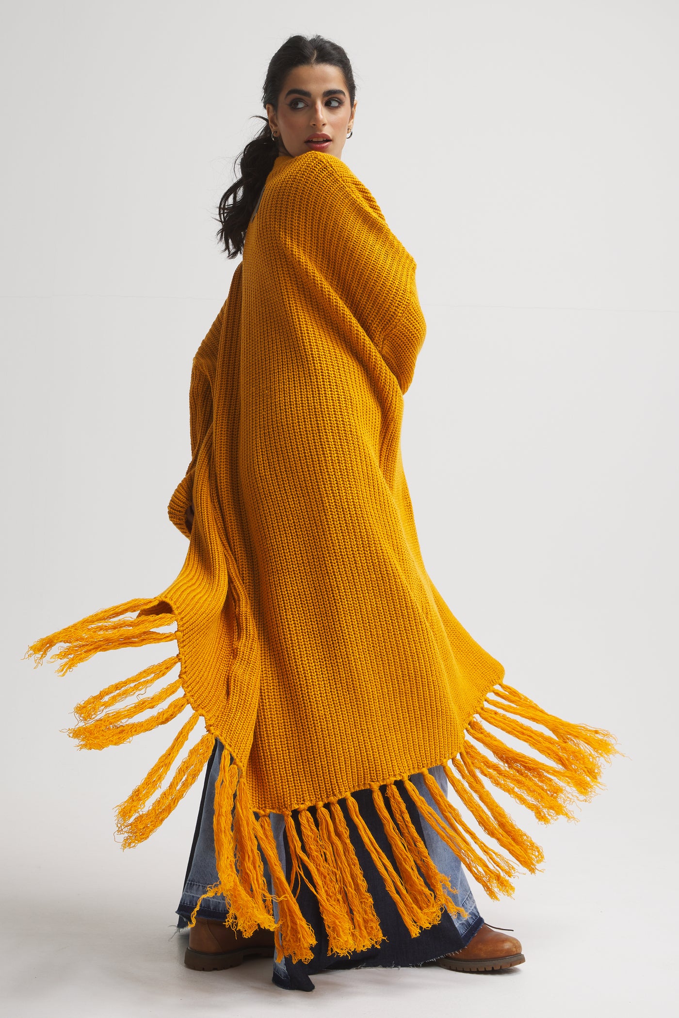 Maxi Hem Fringes Cardigan In Mustard