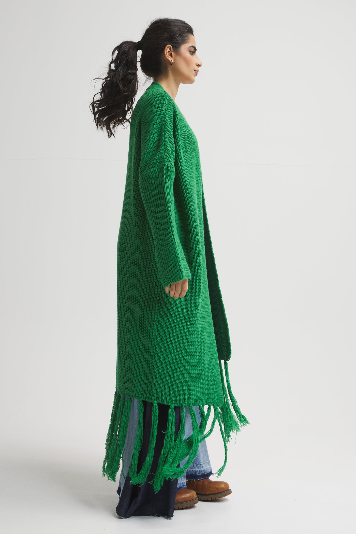 Maxi Hem Fringes Cardigan In Green