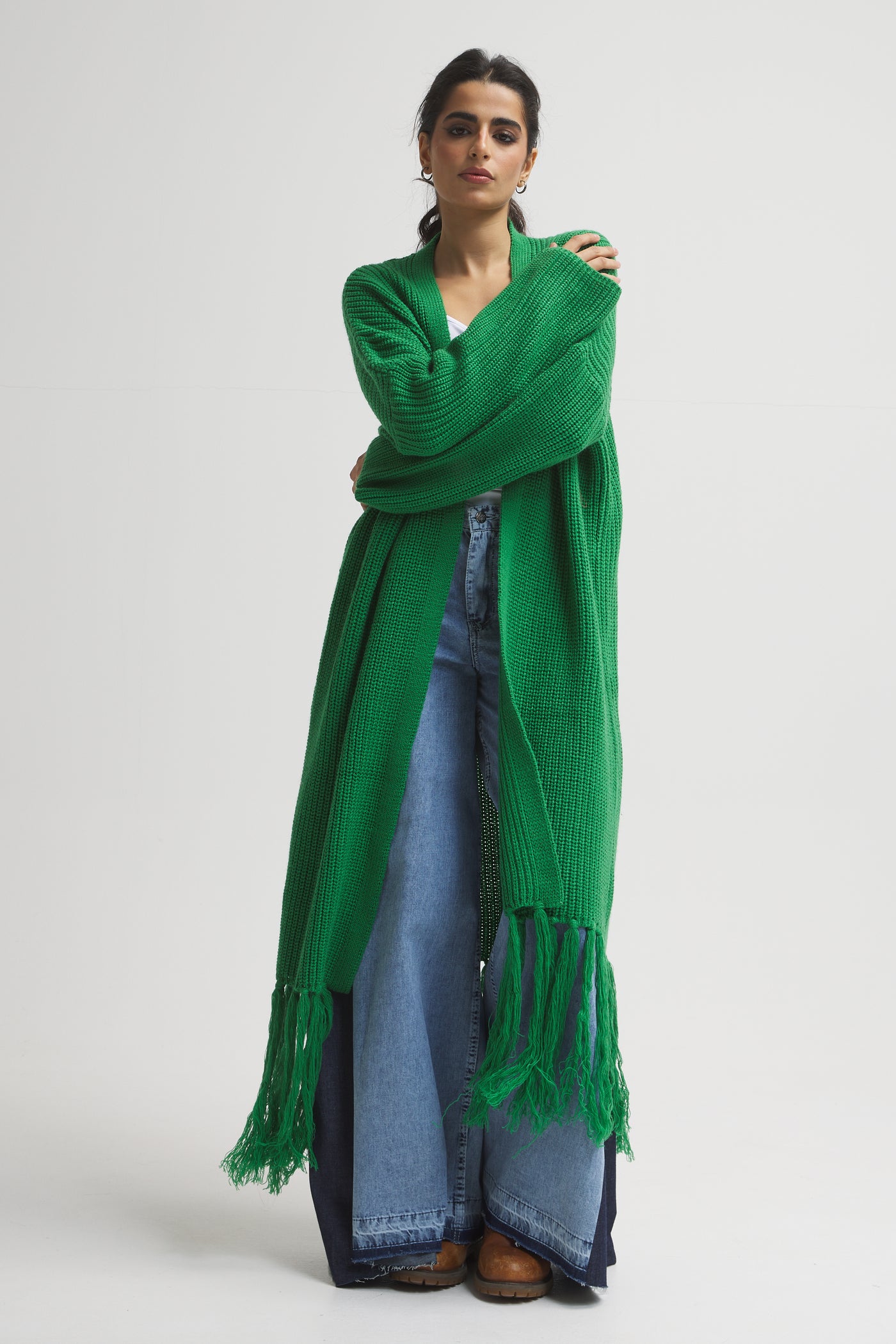 Maxi Hem Fringes Cardigan In Green