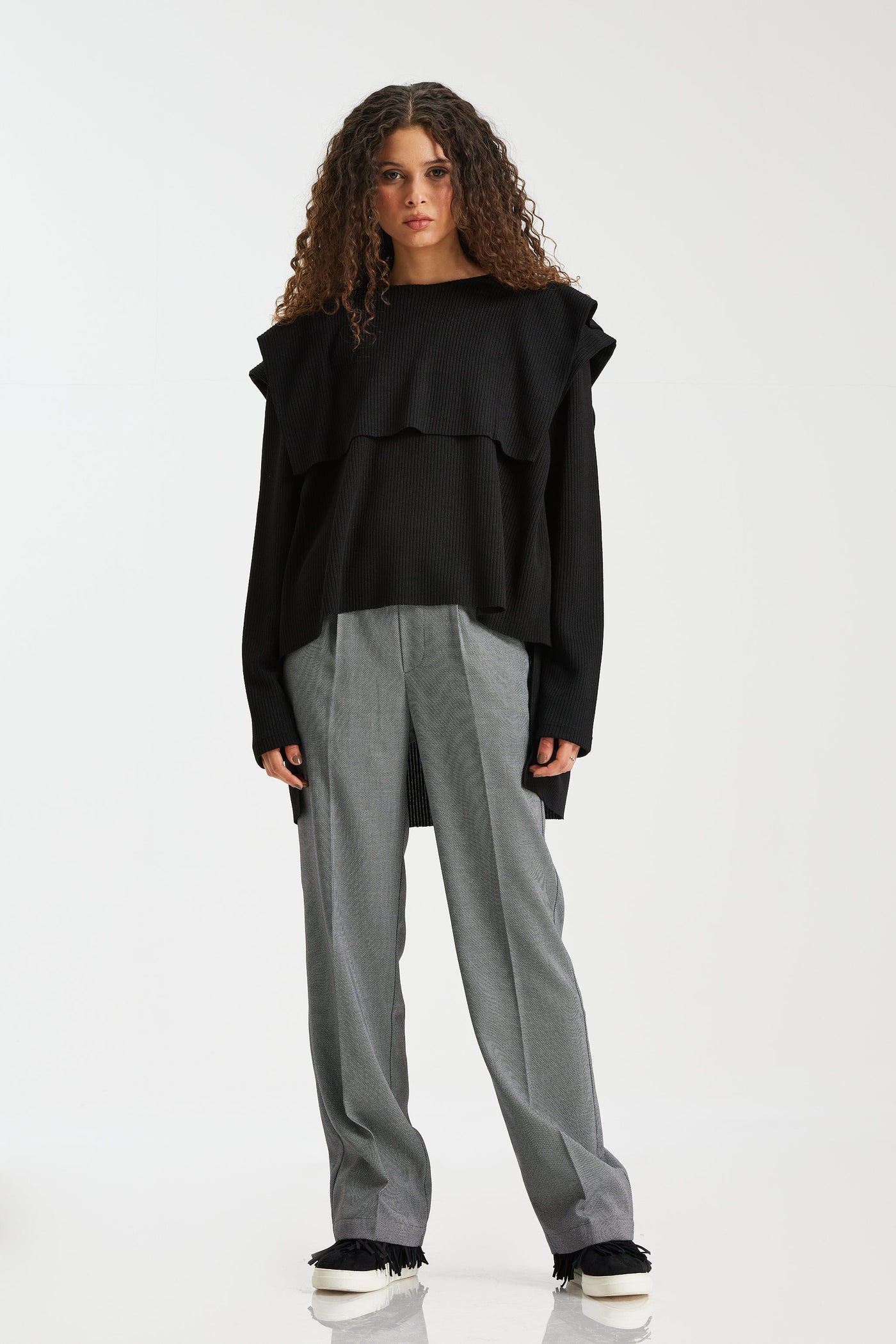 Ribbed double layer sweater in black