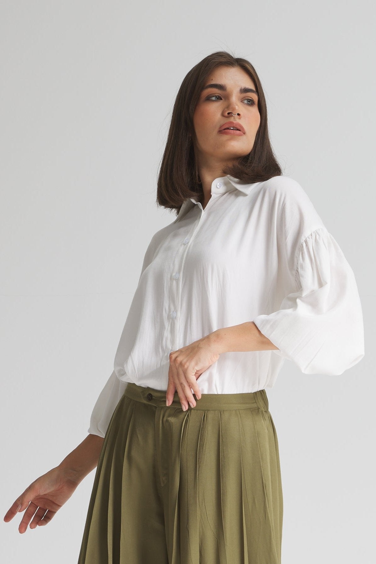 Farmer Sleeves Shirt In White