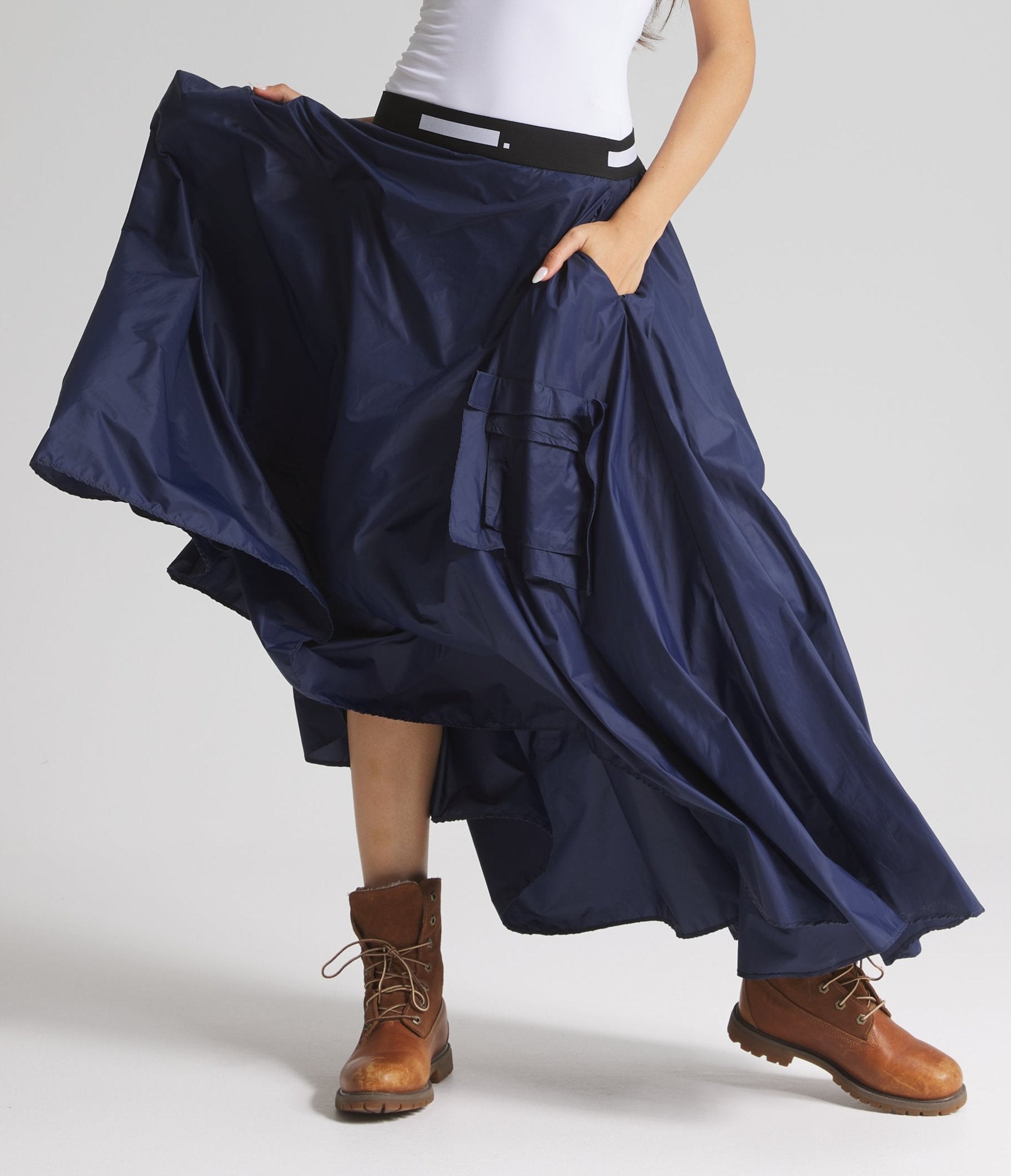 Flying Pocket Elastic Waist Skirt