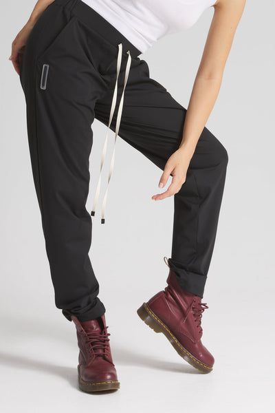 Classic Look Jogger In Black