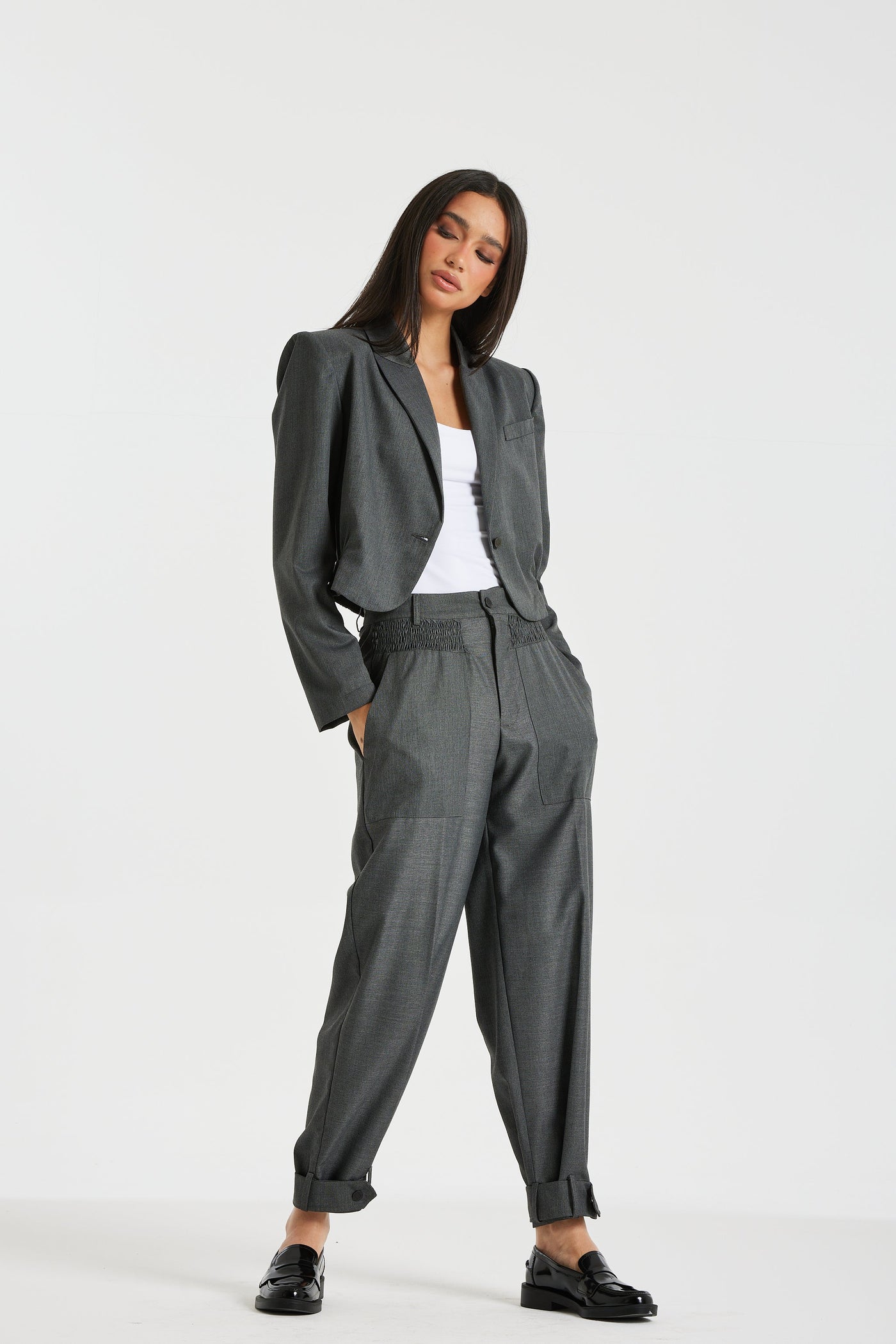 Cropped Blazer with elastic back hem