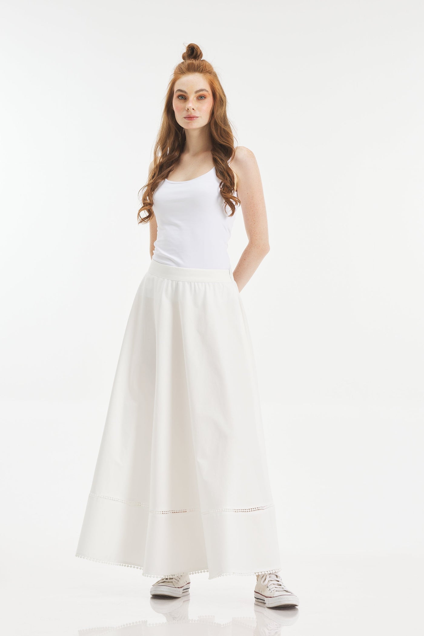 Midi white skirt