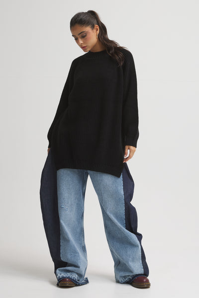 Oversize Pullover In Black