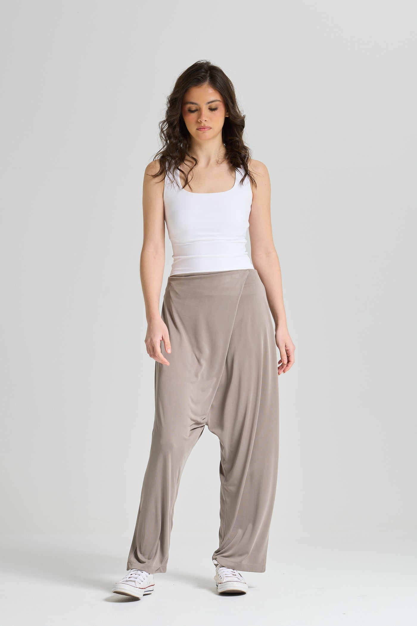 Flapped Lycra Pants In Grey