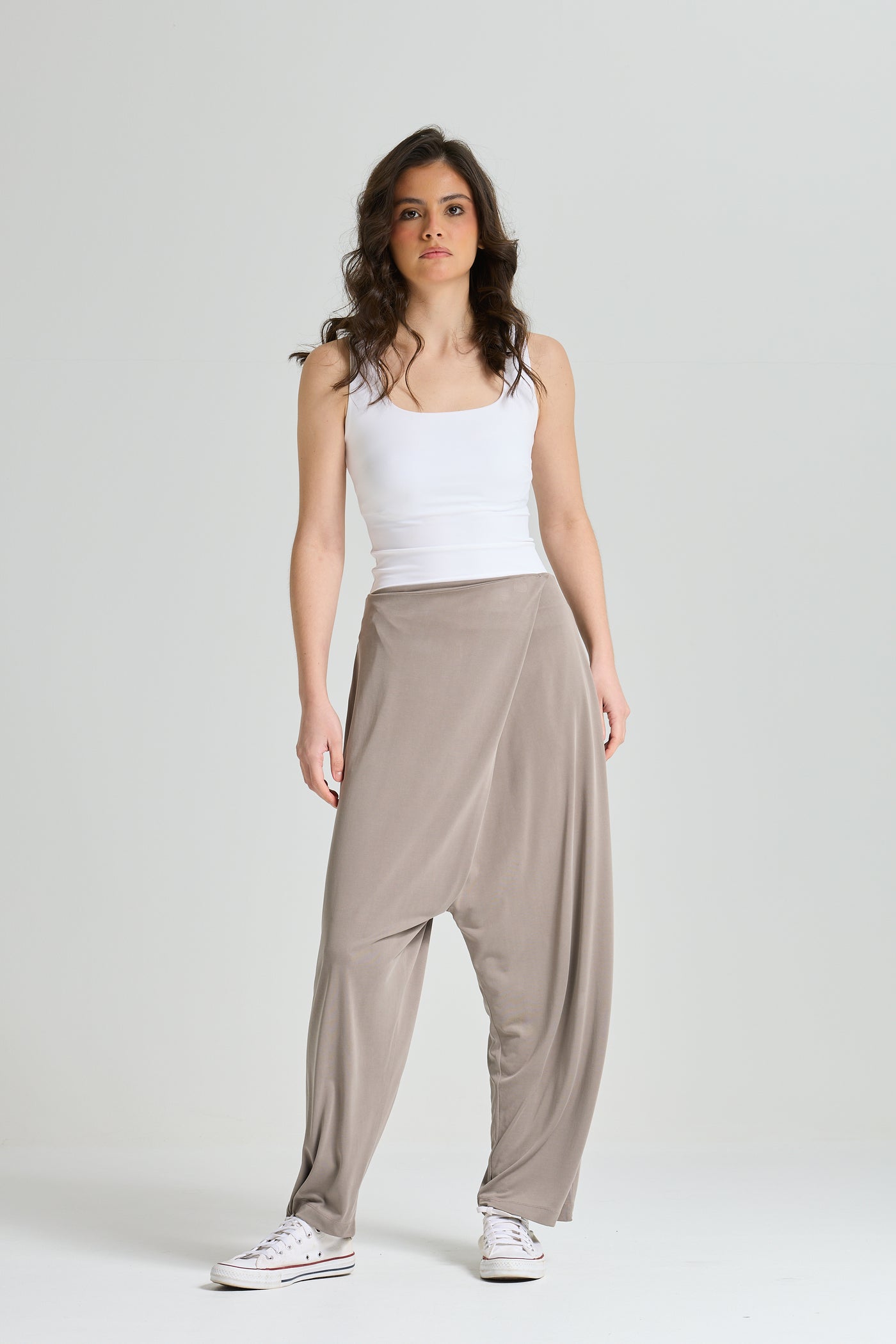 Flapped Lycra Pants In Grey