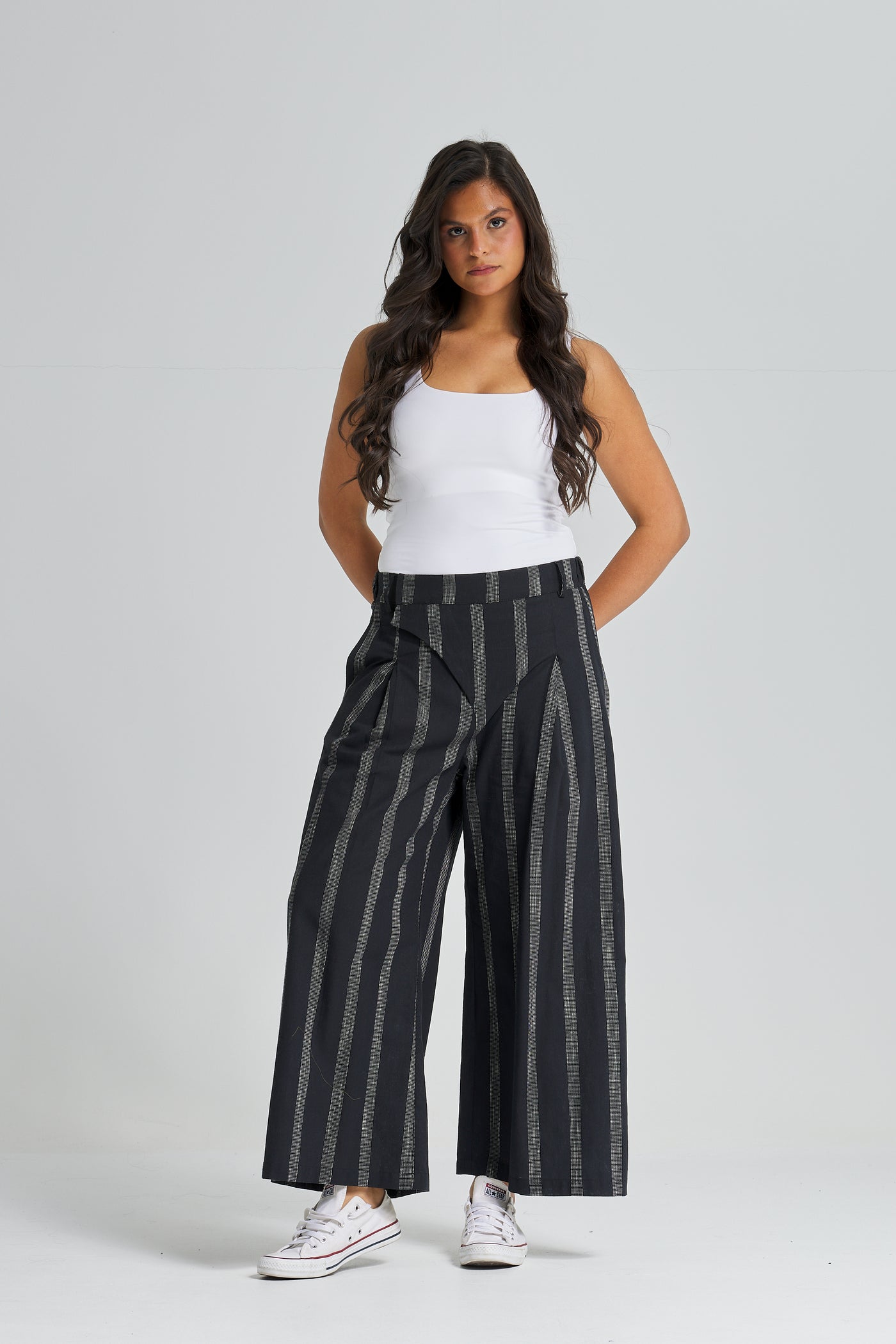 Stripped Tilted Zipper Cropped Pants