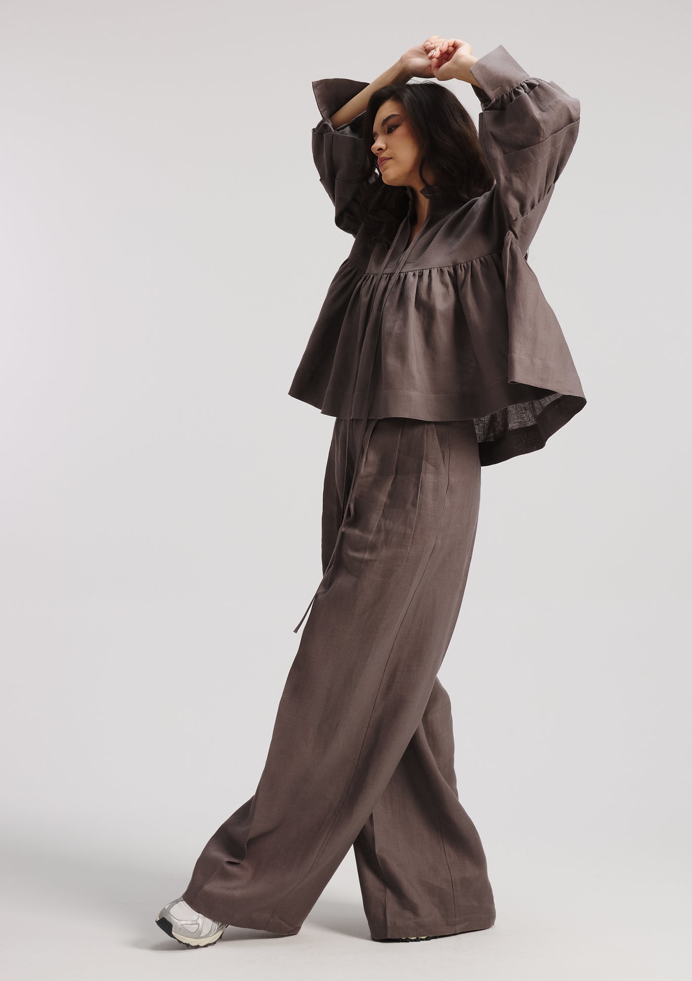 Linen Balloon Sleeves Top In grey