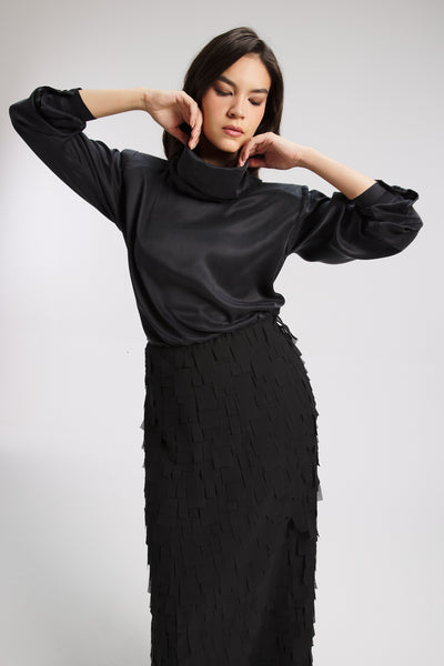 Silk High Low Top In Black