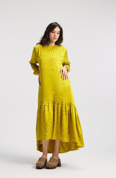 Bottom ruffle silk dress