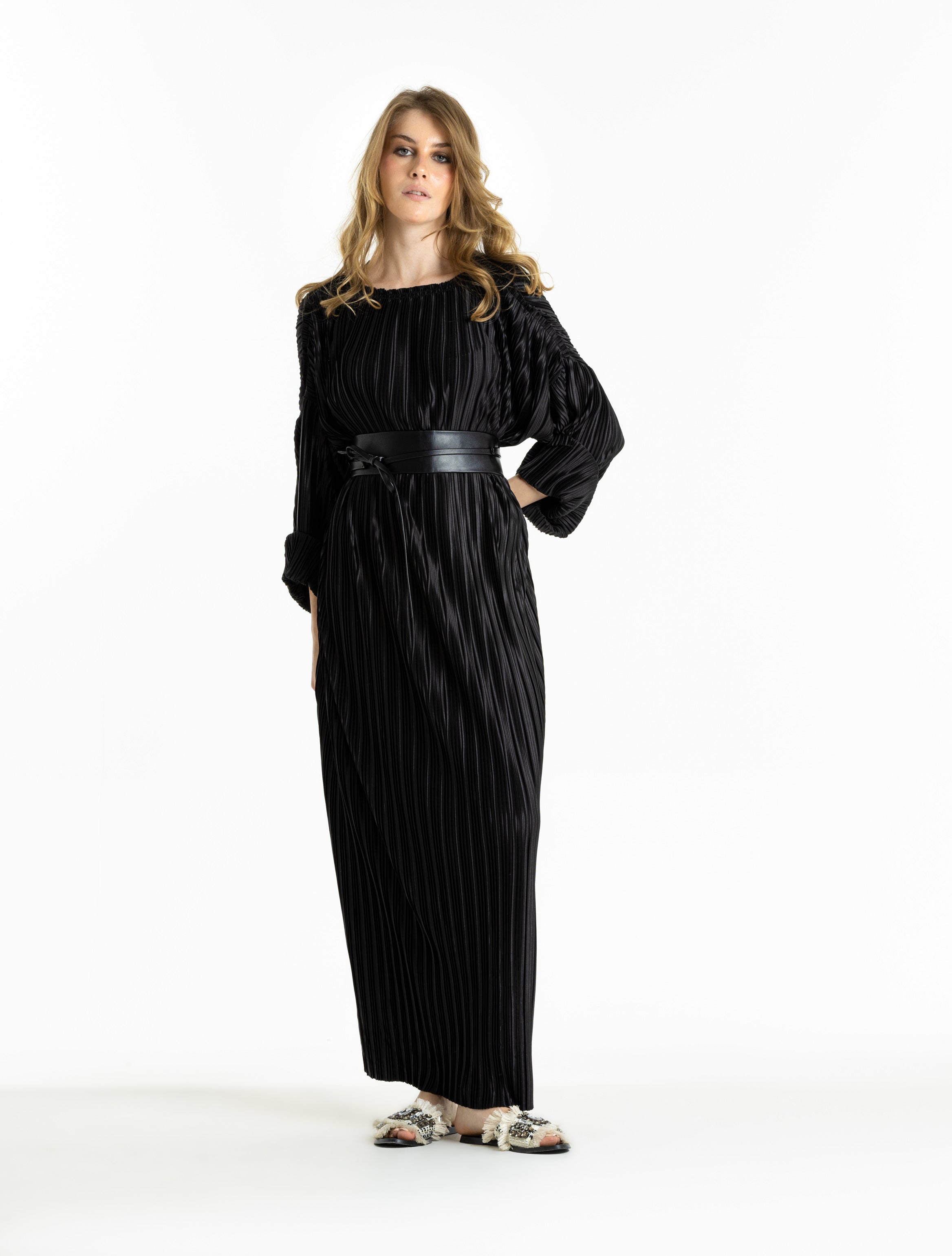Pleated Straight Dress In Black