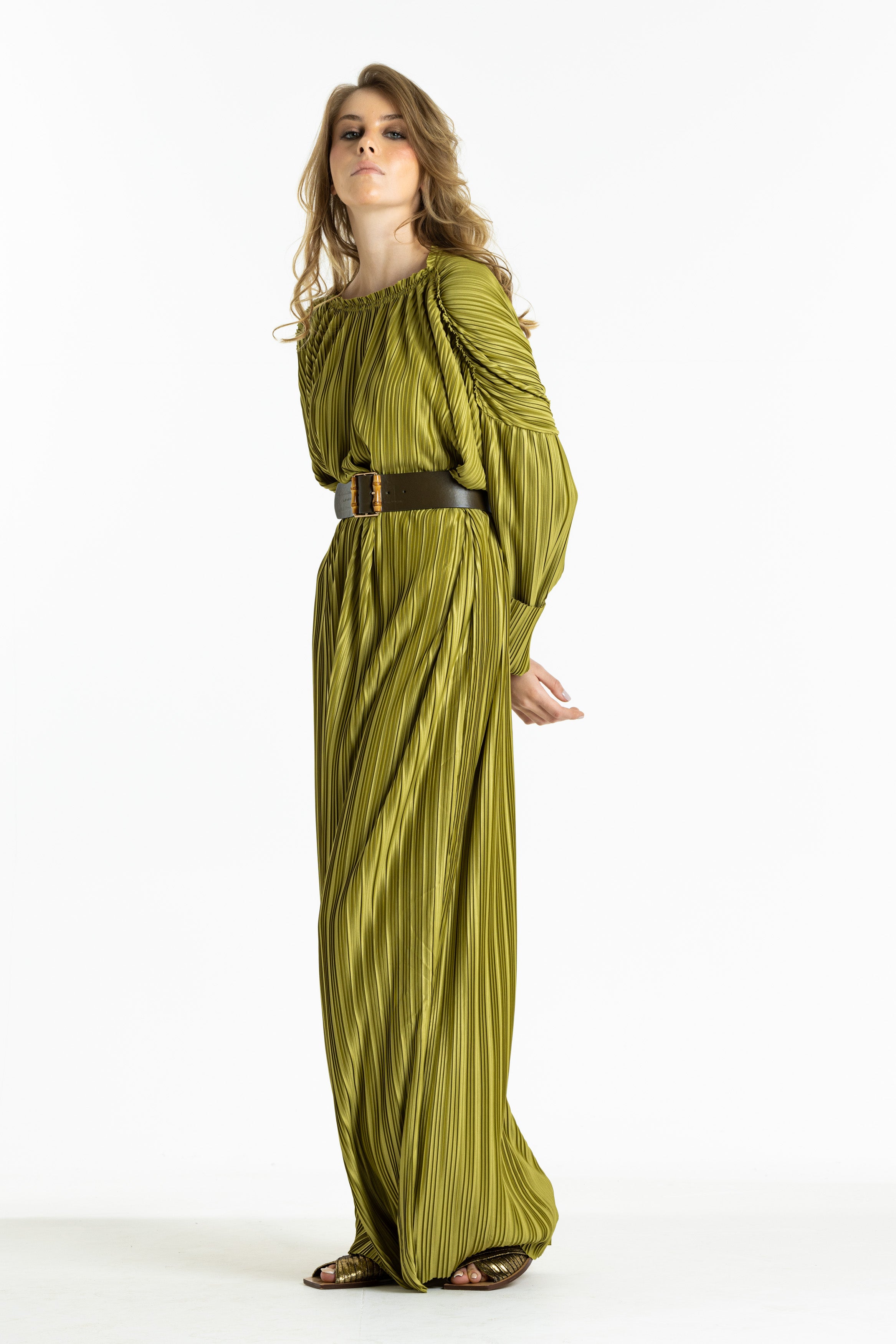 Pleated Stright Dress In Apple Green