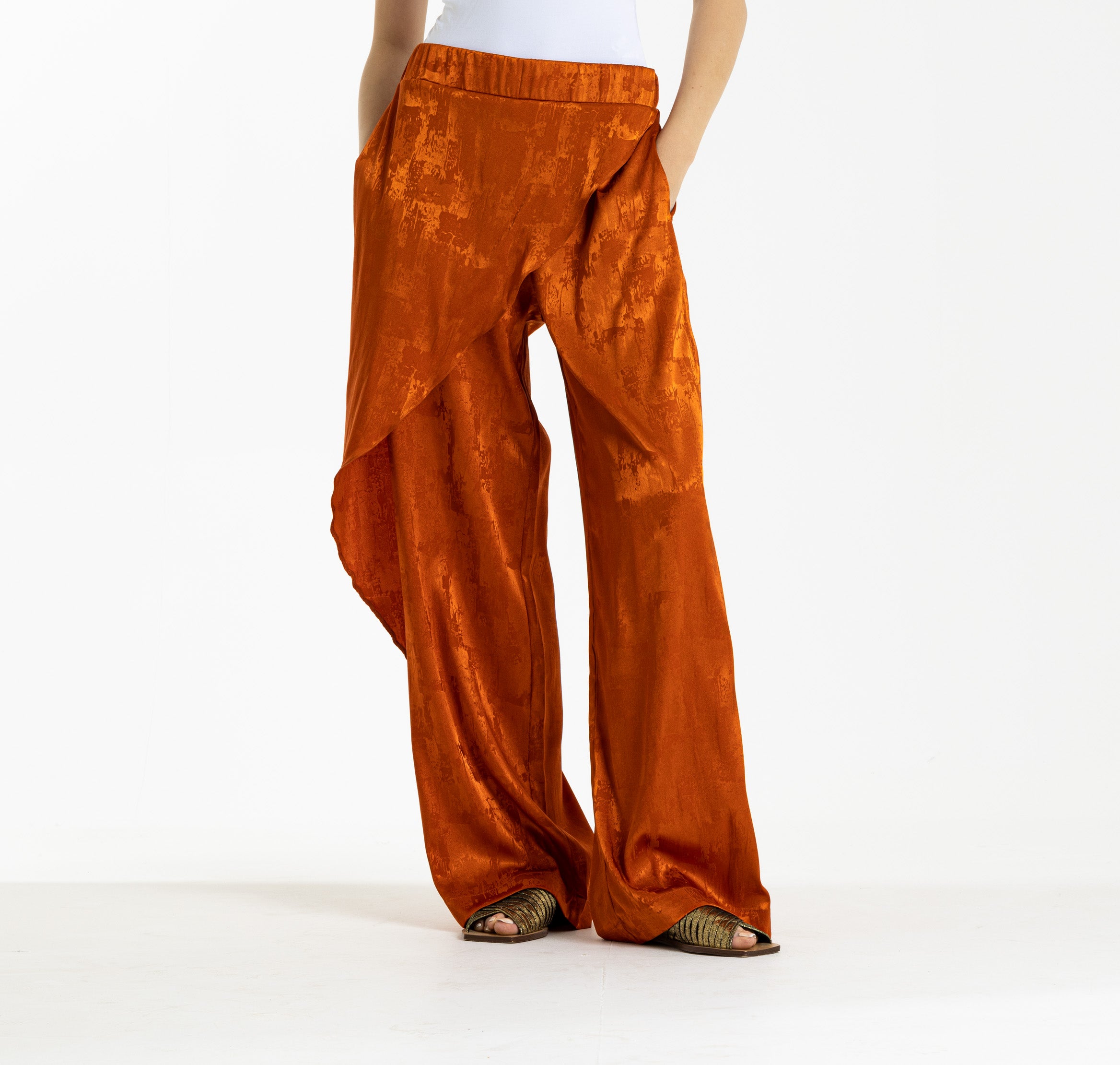 Flapped Extra Wide Leg In Orange